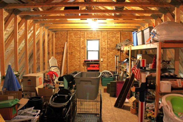 6905 Colt CIRCLE, West Bend, WI 53090