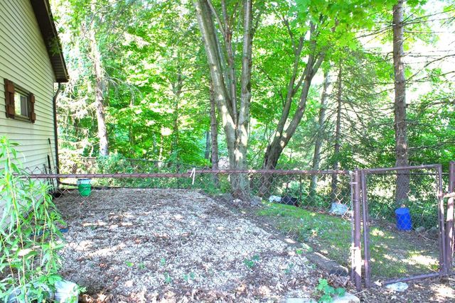 6905 Colt CIRCLE, West Bend, WI 53090