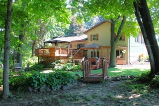 6905 Colt CIRCLE, West Bend, WI 53090