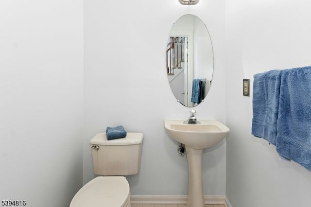 14 Schindler Ct, Chatham Boro, NJ 07928