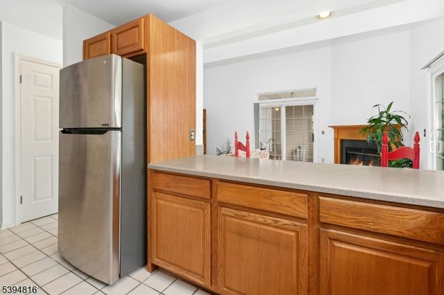 14 Schindler Ct, Chatham Boro, NJ 07928