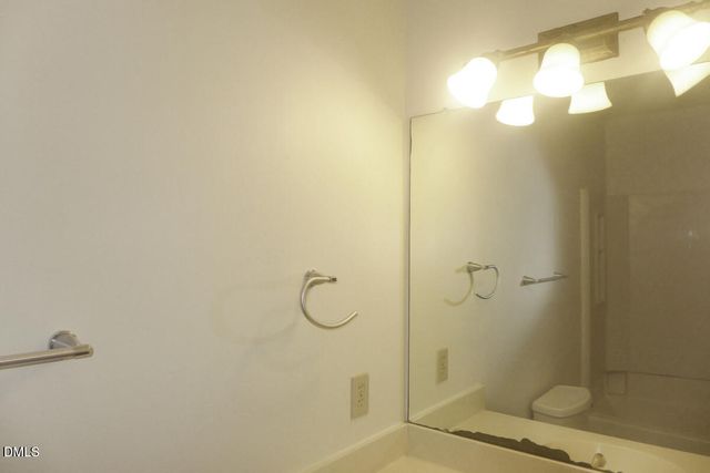 206 Cedarwood Lane, Carrboro, NC 27510