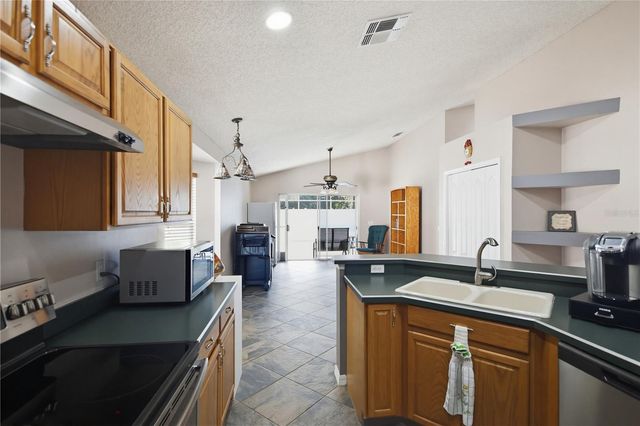 457 MICKLETON LOOP, Ocoee, FL 34761