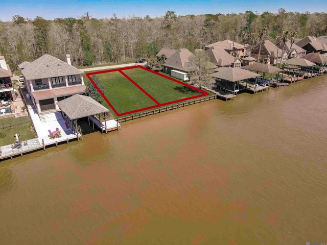 21049 Waterfront East Dr, Maurepas, LA 70449