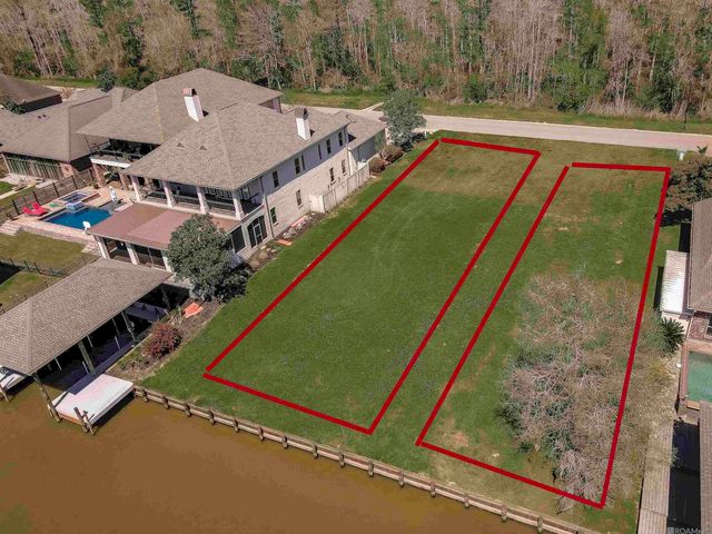 21049 Waterfront East Dr, Maurepas, LA 70449