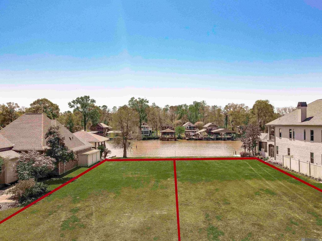 21049 Waterfront East Dr, Maurepas, LA 70449