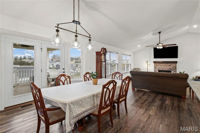 1810 Valley View Circle, Festus, MO 63028