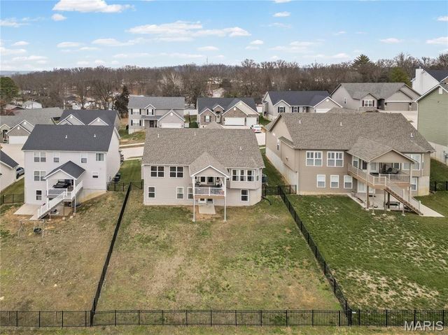 1810 Valley View Circle, Festus, MO 63028