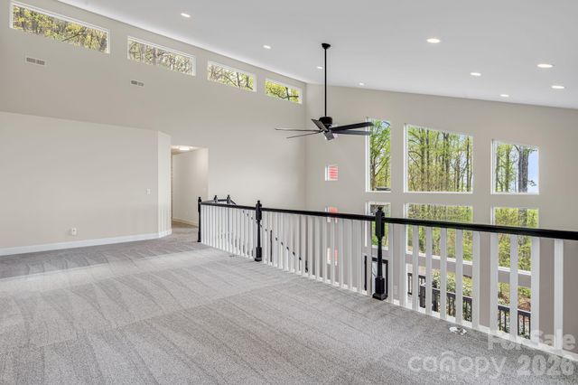 35 Chesten Mountain Drive, Asheville, NC 28803