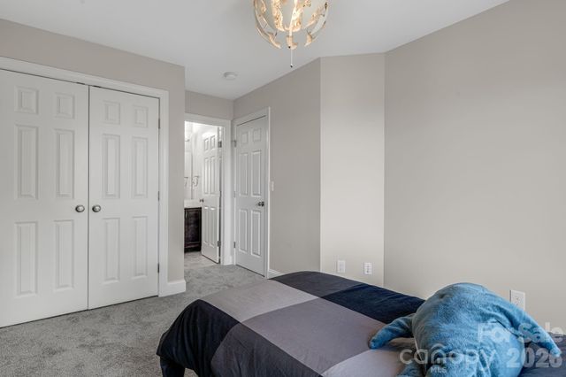 35 Chesten Mountain Drive, Asheville, NC 28803