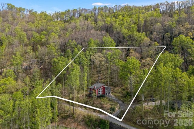 35 Chesten Mountain Drive, Asheville, NC 28803