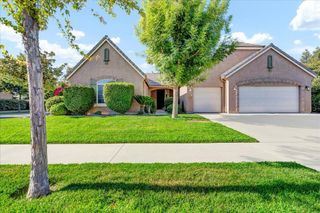 5038 W Reese Court, Visalia, CA 93277