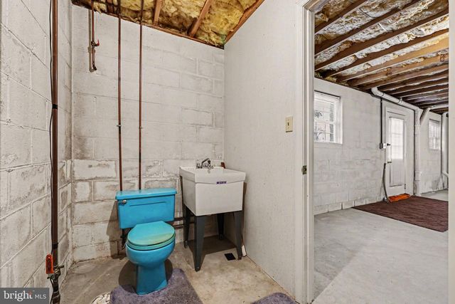 400 LOCUST ST, Halifax, PA 17032