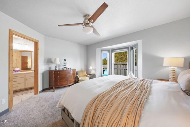 951 NE Lena Place, Bend, OR 97701