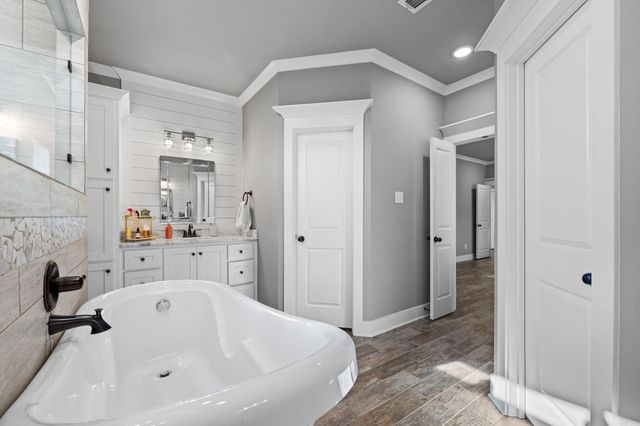 125 Mayberry Dr, Cabot, AR 72023