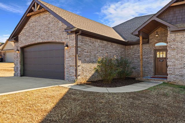 125 Mayberry Dr, Cabot, AR 72023