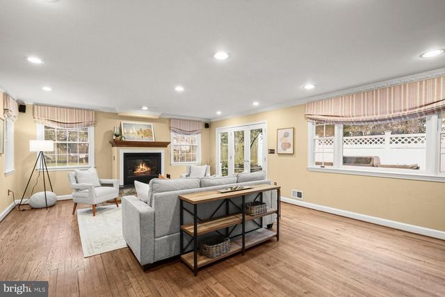 5714 HUNTINGTON PKWY, Bethesda, MD 20814