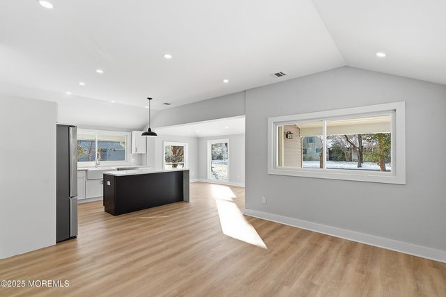 630 E Bay Avenue, Barnegat, NJ 08005