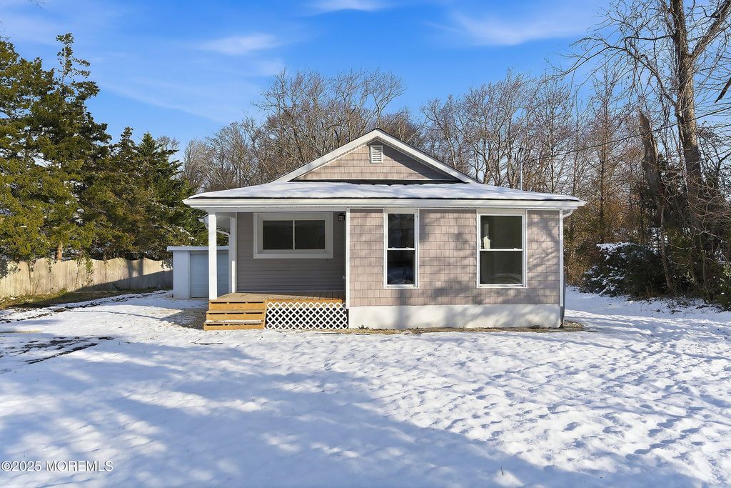 630 E Bay Avenue, Barnegat, NJ 08005