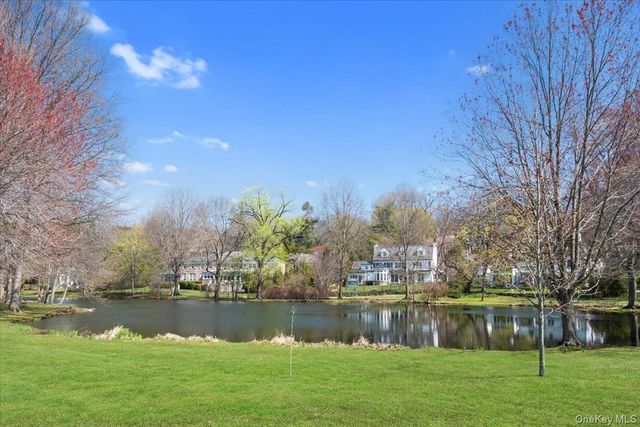 66 Lockwood Road, Scarsdale, NY 10583