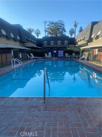 525 La Verne Street, Redlands, CA 92373