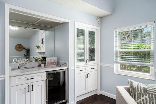 3721 MONARCH DRIVE, Tampa, FL 33618