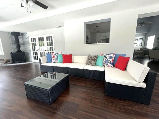 3721 MONARCH DRIVE, Tampa, FL 33618