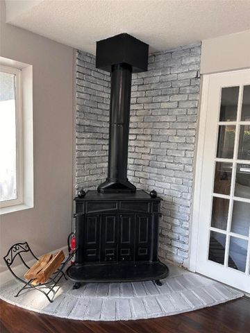 3721 MONARCH DRIVE, Tampa, FL 33618