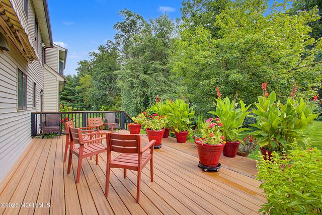 9 Stacy Drive, Cream Ridge, NJ 08514