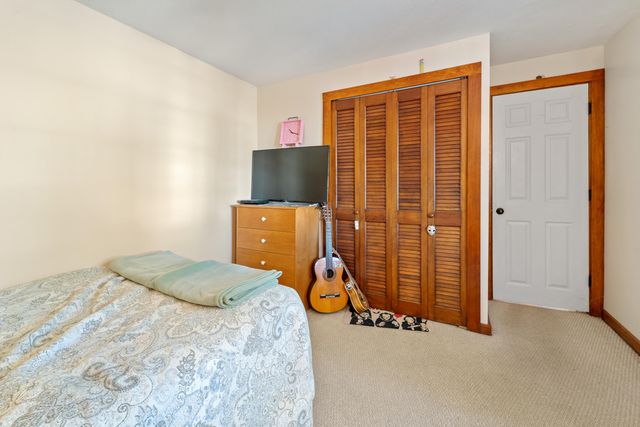 724 Route 28 APT 2D, Harwich Port, MA 02646