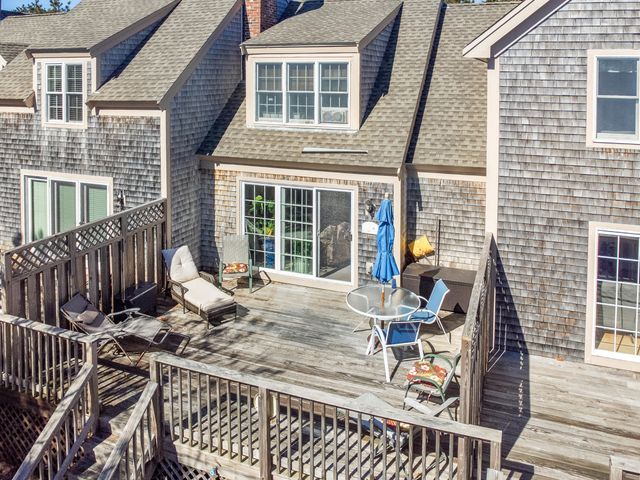 724 Route 28 APT 2D, Harwich Port, MA 02646