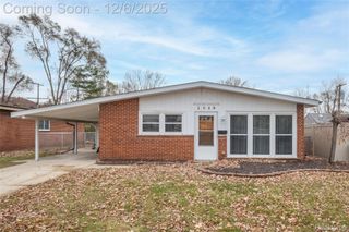 1539 Dulong Avenue, Madison Heights, MI 48071