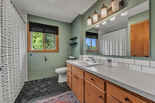 4810 Retana Drive, Madison, WI 53714