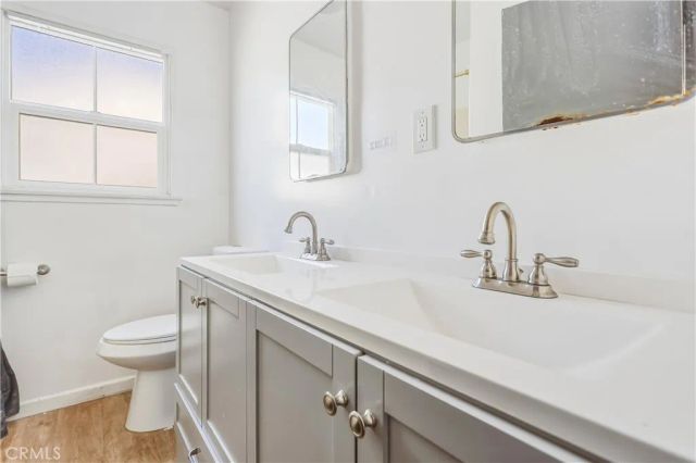 17062 San Fernando Mission Boulevard, Granada Hills, CA 91344