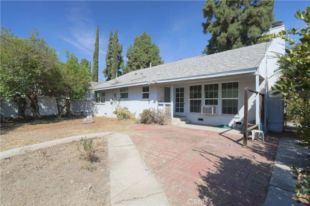 17062 San Fernando Mission Boulevard, Granada Hills, CA 91344