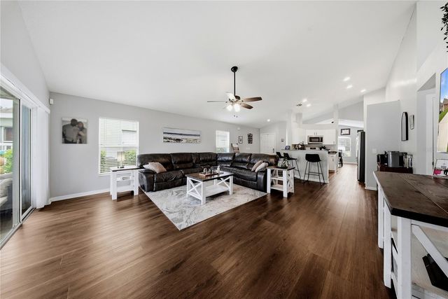 6618 SUMMER COVE DRIVE, Riverview, FL 33578