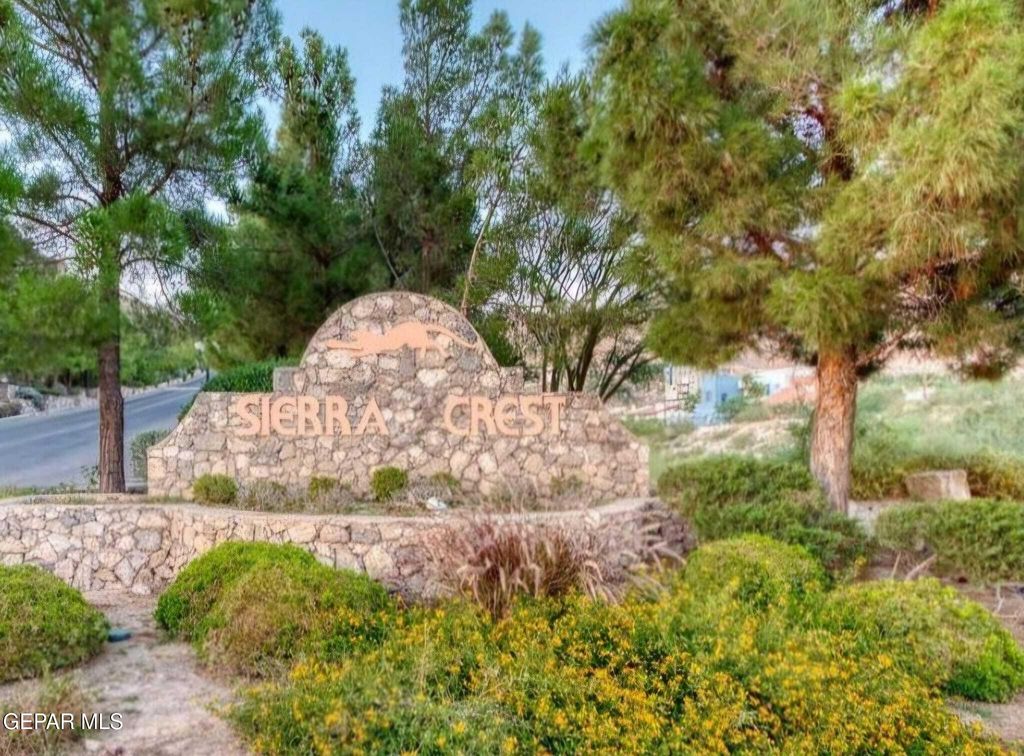 38 SIERRA CREST Drive, El Paso, TX 79902