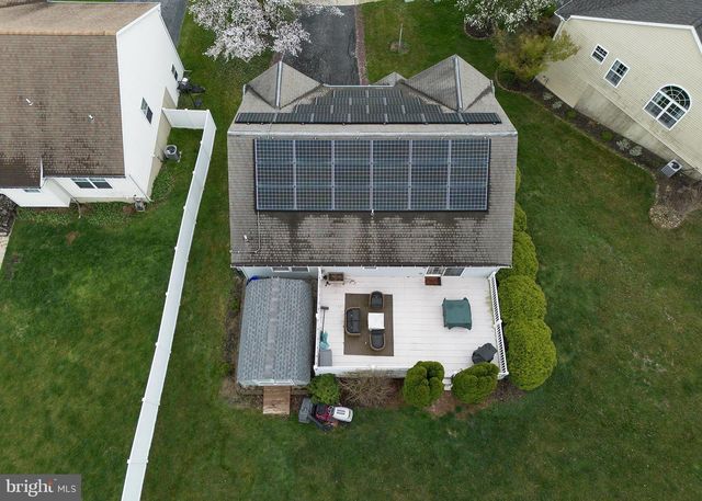 606 BUTTERFLY CIR, Dallastown, PA 17313