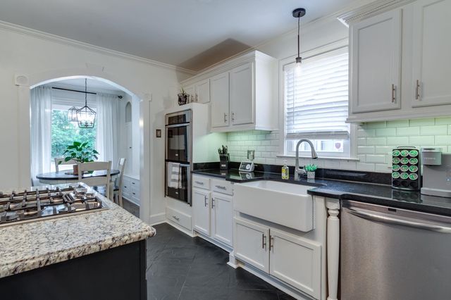3757 N SWAN RIDGE CIR, Memphis, TN 38122