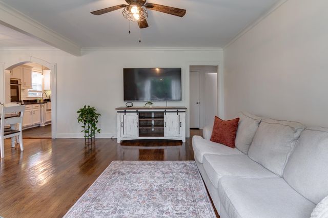 3757 N SWAN RIDGE CIR, Memphis, TN 38122