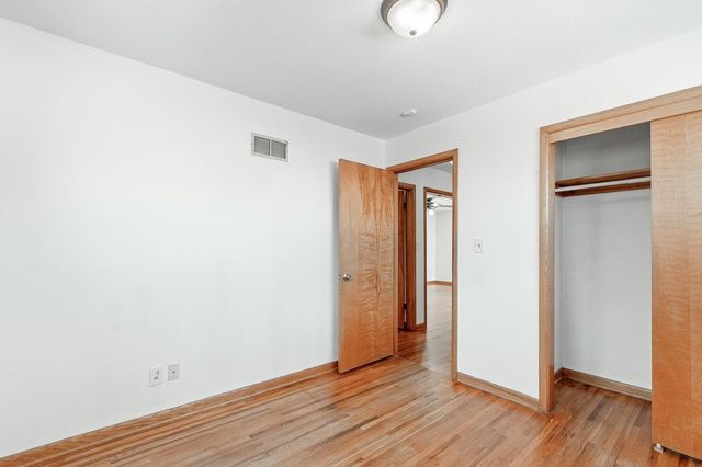 4034 E Countryside Plz, Wichita, KS 67218