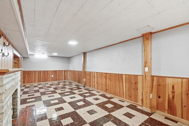 4034 E Countryside Plz, Wichita, KS 67218