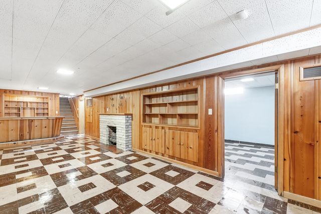 4034 E Countryside Plz, Wichita, KS 67218