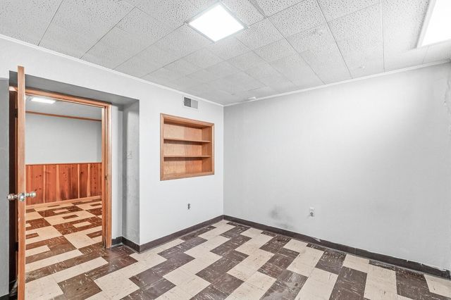 4034 E Countryside Plz, Wichita, KS 67218