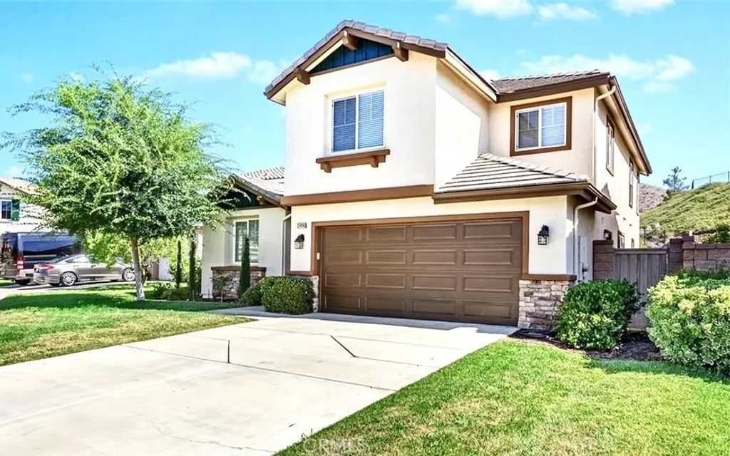 34096 Lady Fern Court, Lake Elsinore, CA 92532