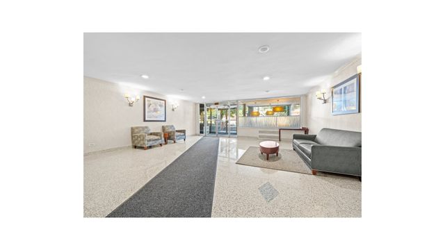 6300 Riverdale Ave Apt 5A, New York City, NY 10471