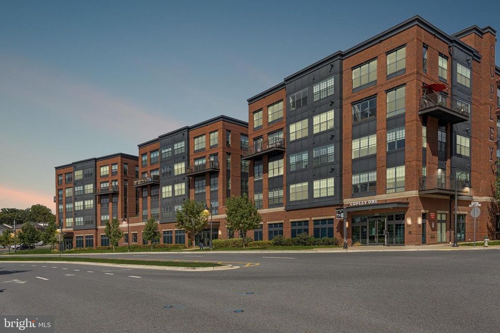 Image 32 of property listing at 502 DIAMONDBACK DR #310, Gaithersburg, MD 20878