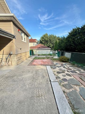 324 Welsh Street, South Amboy, NJ 08879