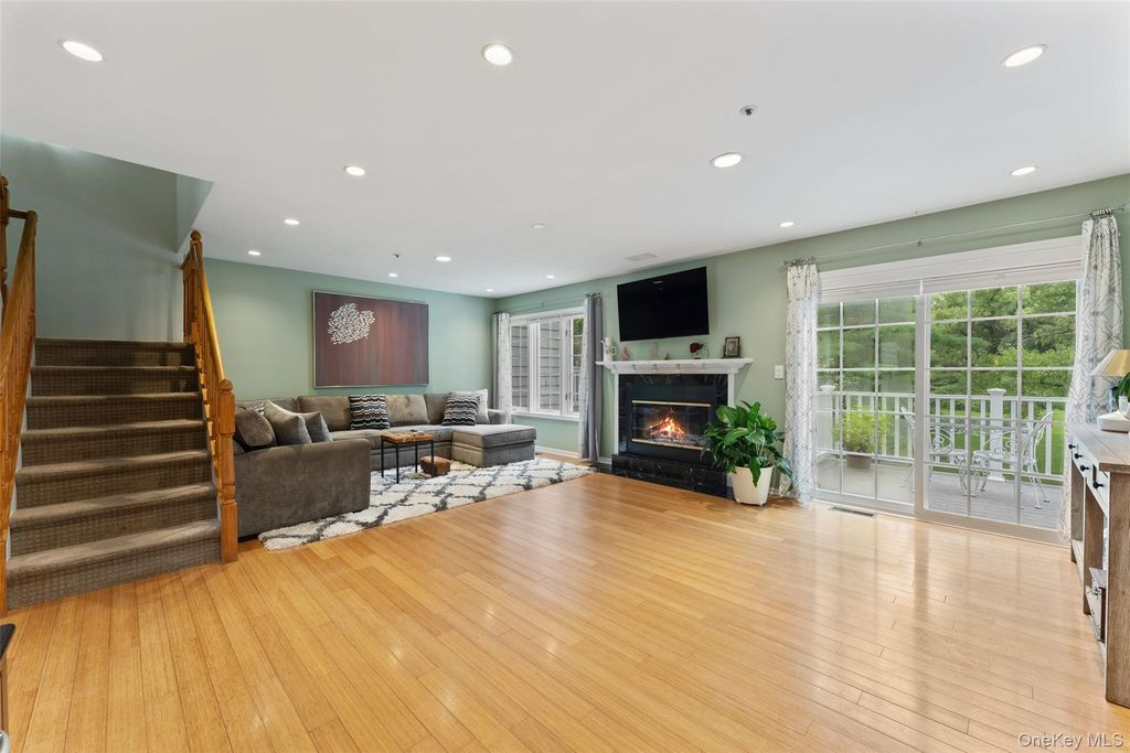 22 Berrybush Lane 70, Hastings-on-hudson, NY 10706 — photo 5