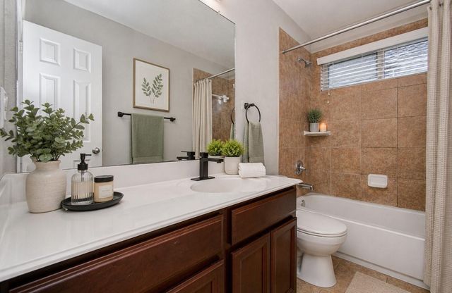 302 Trillium Drive, Sugar Land, TX 77479